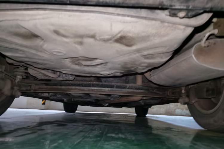 Used Geely Auto Classic Emgrand 2013 Sedan 1.5L Manual Entry-Level Model Chassis Rear