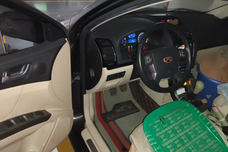 Used Geely Auto Classic Emgrand 2013 Sedan 1.8L Manual Luxury Model Driver Seat