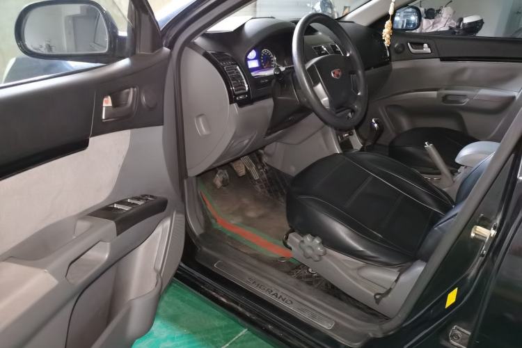 Used Geely Auto Classic Emgrand 2013 Sedan 1.5L Manual Entry-Level Model Driver Seat
