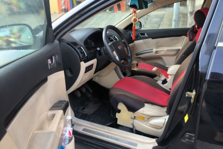 Used Geely Auto Classic Emgrand 2013 Sedan 1.8L Manual Elite Model Driver Seat