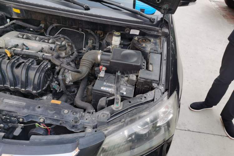 Used Geely Auto Classic Emgrand 2013 Sedan 1.5L Manual Entry-Level Model Engine Bay Left