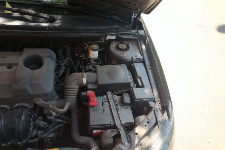 Used Geely Auto Classic Emgrand 2013 Sedan 1.5L Manual Entry-Level Model Engine Bay Left