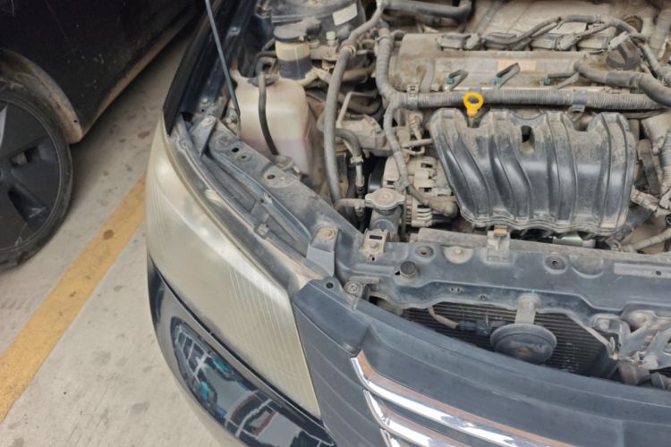 Used Geely Auto Classic Emgrand 2013 Sedan 1.5L Manual Entry-Level Model Engine Bay Right