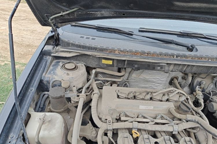 Used Geely Auto Classic Emgrand 2013 Sedan 1.5L Manual Entry-Level Model Engine Bay Right