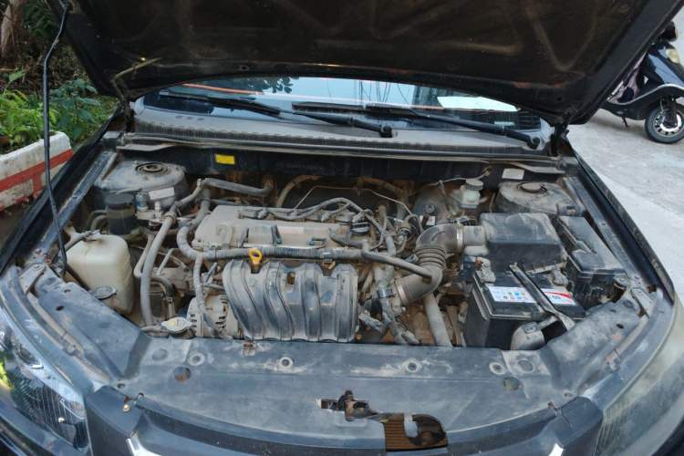Used Geely Auto Classic Emgrand 2013 Sedan 1.5L Manual Entry-Level Model Engine Bay