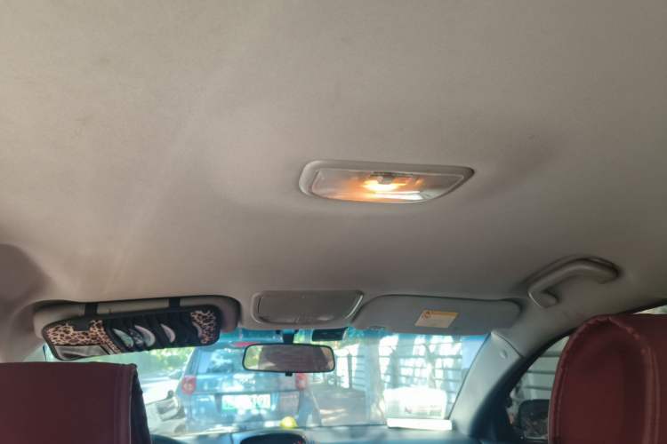 Used Geely Auto Classic Emgrand 2013 Sedan 1.5L Manual Entry-Level Model Headliner