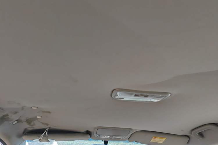 Used Geely Auto Classic Emgrand 2013 Sedan 1.5L Manual Entry-Level Model Headliner