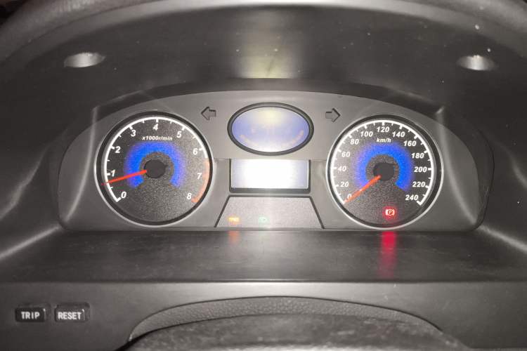 Used Geely Auto Classic Emgrand 2013 Sedan 1.8L Manual Luxury Model Instrument Cluster