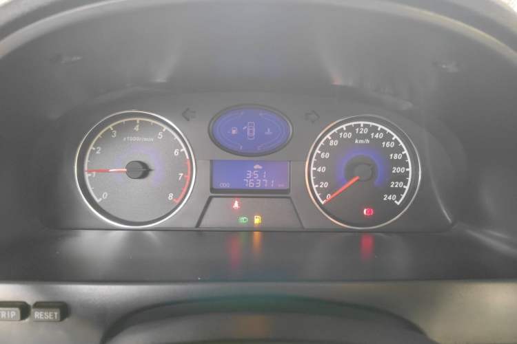 Used Geely Auto Classic Emgrand 2013 Sedan 1.5L Manual Elite Model Instrument Cluster