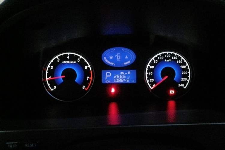 Used Geely Auto Classic Emgrand 2013 Sedan 1.8L CVT Prestige Model Instrument Cluster