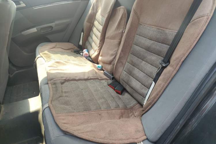 Used Geely Auto Classic Emgrand 2013 Sedan 1.5L Manual Entry-Level Model Left Rear Seat