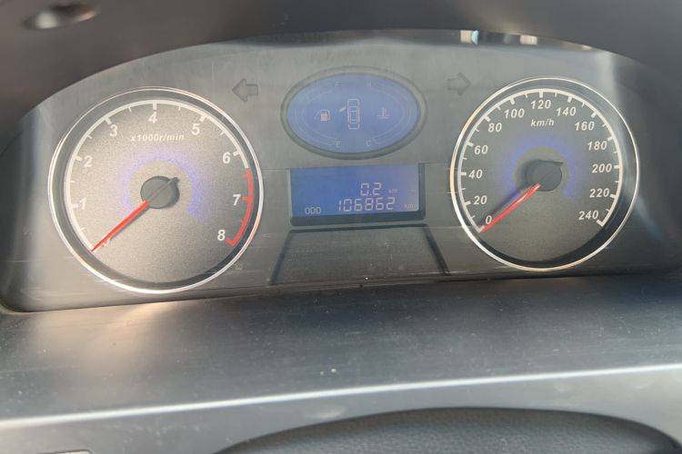 Used Geely Auto Classic Emgrand 2013 Sedan 1.8L Manual Luxury Model Odometer Close Up