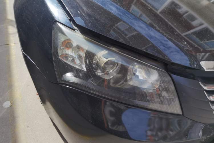 Used Geely Auto Classic Emgrand 2013 Sedan 1.8L Manual Luxury Model Right Front Headlight
