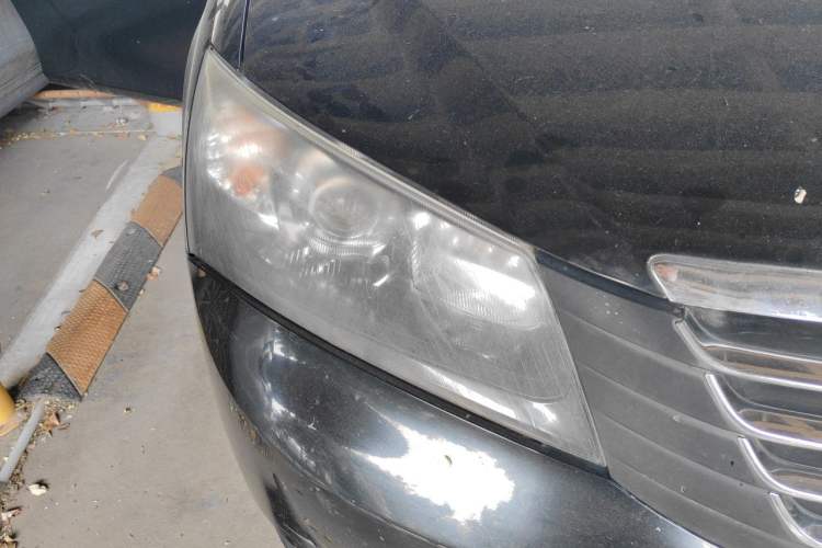 Used Geely Auto Classic Emgrand 2013 Sedan 1.5L Manual Elite Model Right Front Headlight