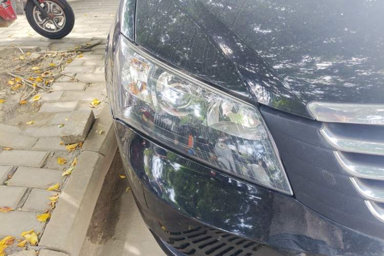 Used Geely Auto Classic Emgrand 2013 Sedan 1.5L Manual Elite Model Right Front Headlight