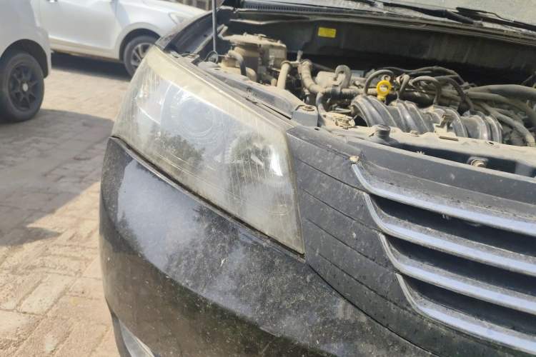 Used Geely Auto Classic Emgrand 2013 Sedan 1.5L Manual Entry-Level Model Right Front Headlight