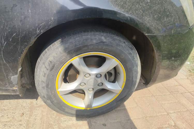 Used Geely Auto Classic Emgrand 2013 Sedan 1.5L Manual Entry-Level Model Right Front Wheel Hub