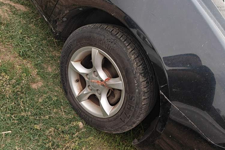 Used Geely Auto Classic Emgrand 2013 Sedan 1.5L Manual Entry-Level Model Right Front Wheel Hub