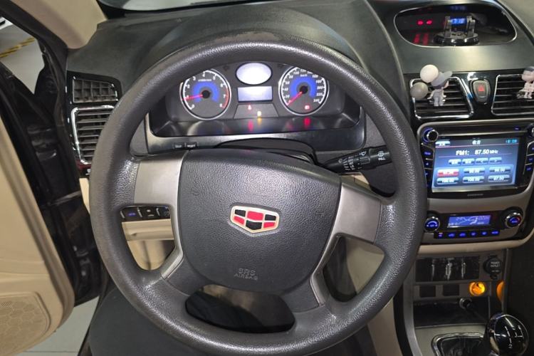 Used Geely Auto Classic Emgrand 2013 Sedan 1.8L Manual Elite Model Steering Wheel