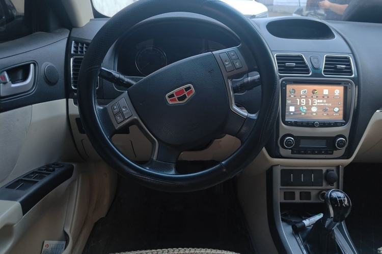 Used Geely Auto Classic Emgrand 2013 Sedan 1.5L Manual Elite Model Steering Wheel