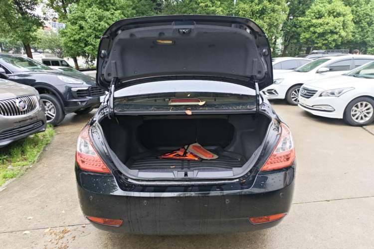 Used Geely Auto Classic Emgrand 2013 Sedan 1.8L CVT Prestige Model Trunk