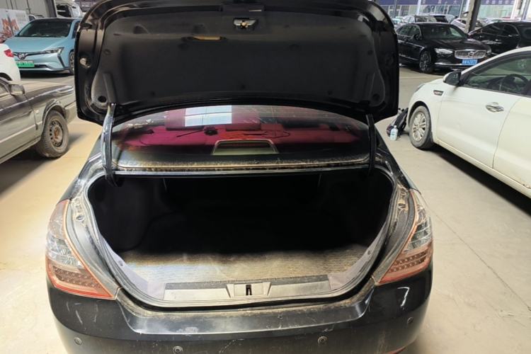 Used Geely Auto Classic Emgrand 2013 Sedan 1.8L Manual Elite Model Trunk