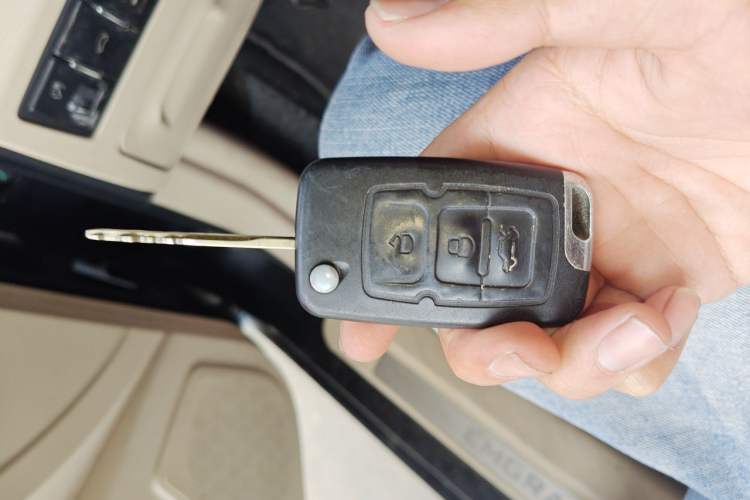 Used Geely Auto Classic Emgrand 2013 Sedan 1.5L Manual Elite Model Vehicle Key