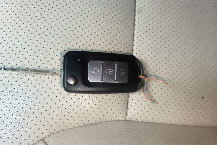 Used Geely Auto Classic Emgrand 2013 Sedan 1.8L Manual Elite Model Vehicle Key