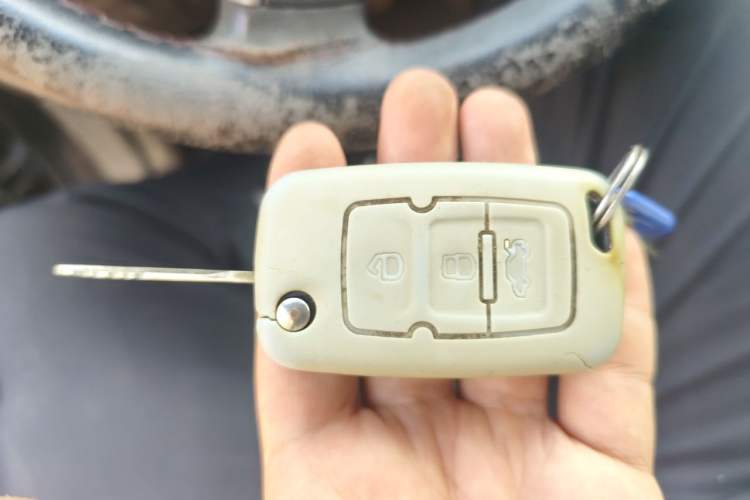 Used Geely Auto Classic Emgrand 2013 Sedan 1.5L Manual Entry-Level Model Vehicle Key