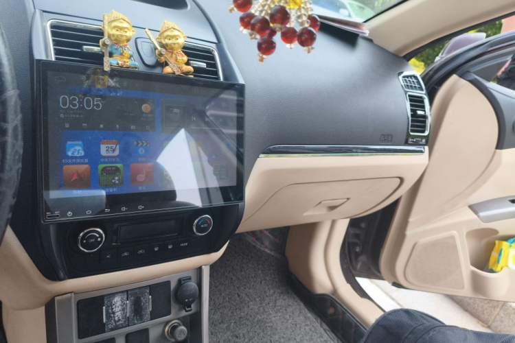 Used Geely Auto Classic Emgrand 2013 Sedan 1.8L Manual Elite Model Audio And AC Panel
