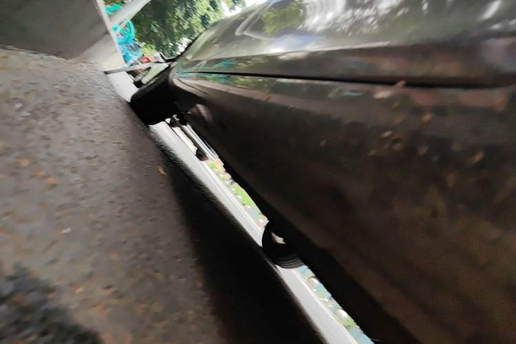 Used Geely Auto Classic Emgrand 2013 Sedan 1.8L CVT Elite Model Chassis Front Right