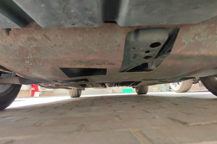 Used Geely Auto Classic Emgrand 2013 Hatchback 1.5L Manual Elite Model Chassis Front