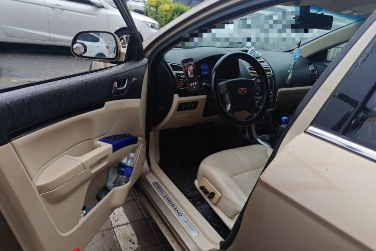 Used Geely Auto Classic Emgrand 2013 Sedan 1.8L Manual Luxury Model Driver Seat