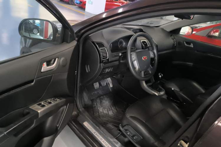 Used Geely Auto Classic Emgrand 2013 Hatchback 1.5L Manual Luxury Model Driver Seat