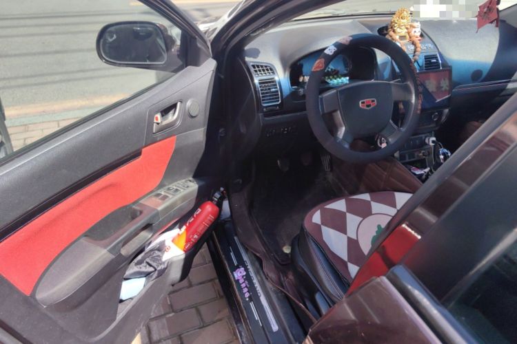 Used Geely Auto Classic Emgrand 2013 Hatchback 1.5L Manual Elite Model Driver Seat