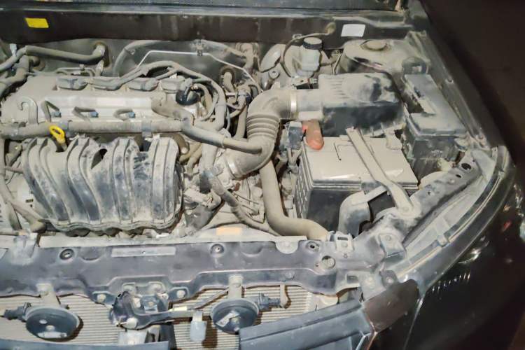 Used Geely Auto Classic Emgrand 2013 Hatchback 1.5L Manual Entry-Level Model Engine Bay Left