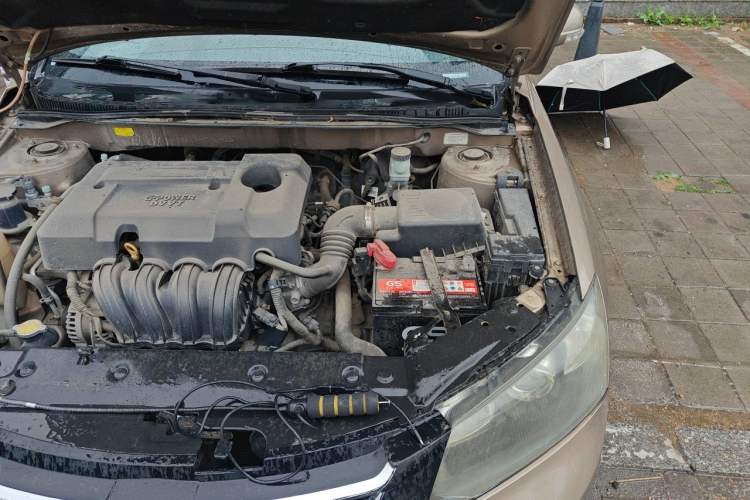 Used Geely Auto Classic Emgrand 2013 Sedan 1.8L Manual Luxury Model Engine Bay Left