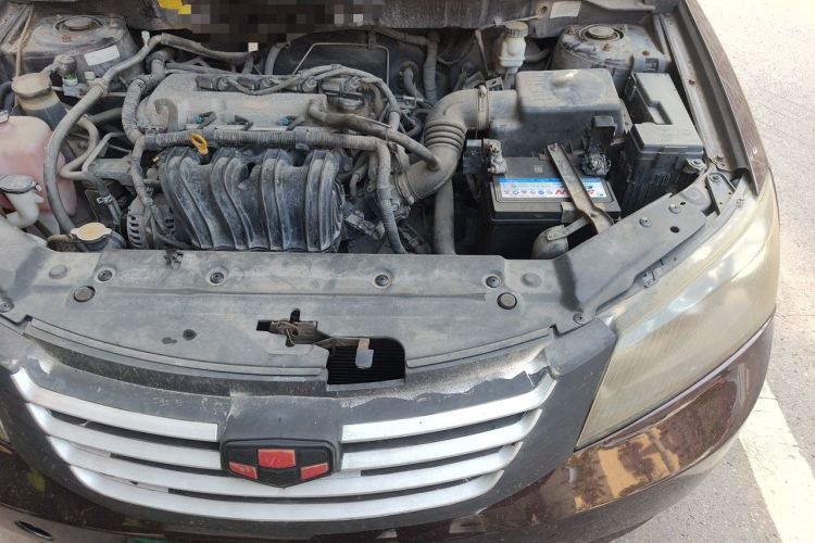 Used Geely Auto Classic Emgrand 2013 Sedan 1.5L Manual Entry-Level Model Engine Bay Left