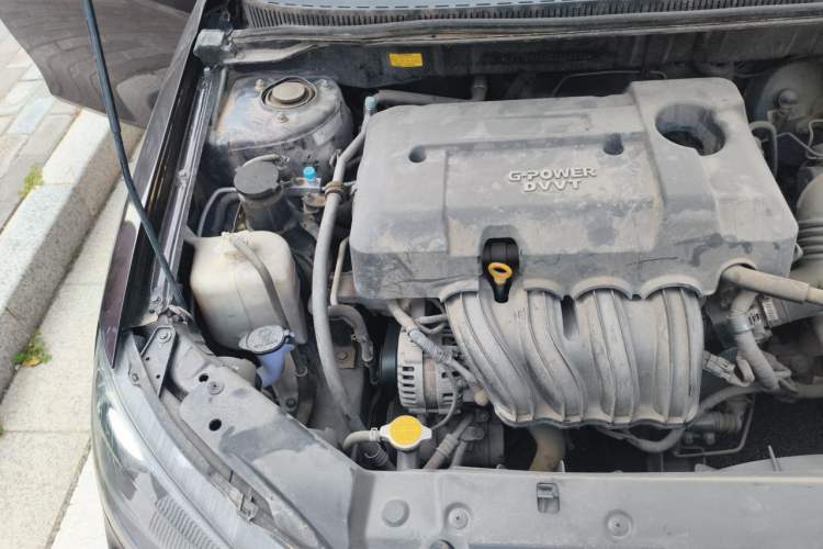 Used Geely Auto Classic Emgrand 2013 Sedan 1.8L Manual Elite Model Engine Bay Right