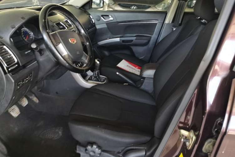 Used Geely Auto Classic Emgrand 2013 Hatchback 1.5L Manual Entry-Level Model Exterior 6