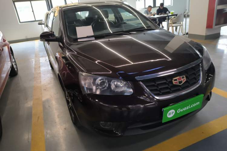 Used Geely Auto Classic Emgrand 2013 Hatchback 1.5L Manual Luxury Model Front Right 45 Deg