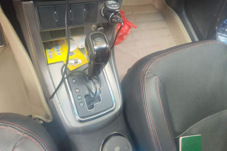 Used Geely Auto Classic Emgrand 2013 Hatchback 1.8L CVT Prestige Model Gear Lever