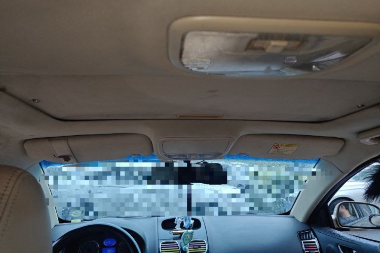 Used Geely Auto Classic Emgrand 2013 Sedan 1.8L Manual Luxury Model Headliner