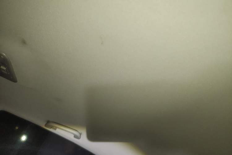 Used Geely Auto Classic Emgrand 2013 Hatchback 1.5L Manual Luxury Model Headliner
