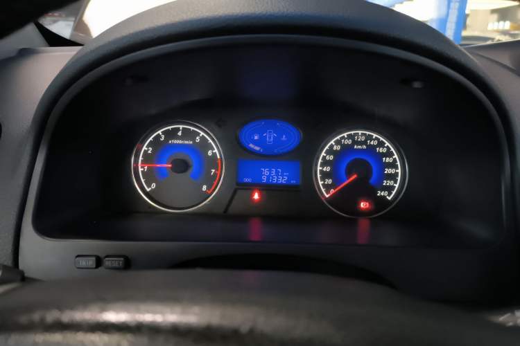 Used Geely Auto Classic Emgrand 2013 Hatchback 1.5L Manual Luxury Model Instrument Cluster