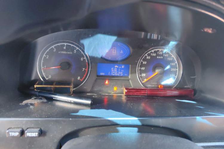 Used Geely Auto Classic Emgrand 2013 Hatchback 1.5L Manual Elite Model Instrument Cluster