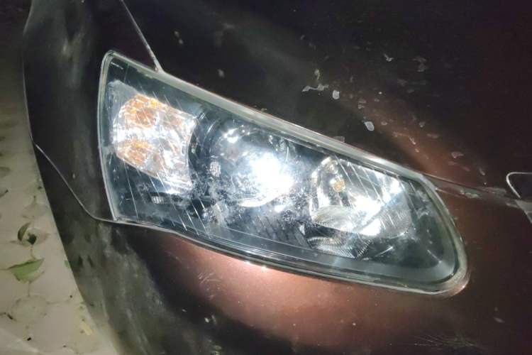 Used Geely Auto Classic Emgrand 2013 Hatchback 1.5L Manual Entry-Level Model Right Front Headlight