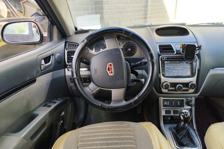 Used Geely Auto Classic Emgrand 2013 Sedan 1.8L Manual Entry-Level CNG Model Steering Wheel