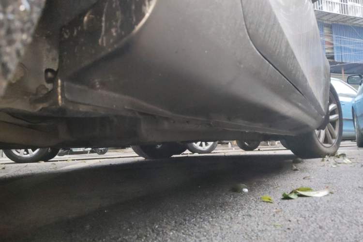 Used Geely Auto Classic Emgrand 2013 Sedan 1.8L Manual Elite Model Chassis Rear Right