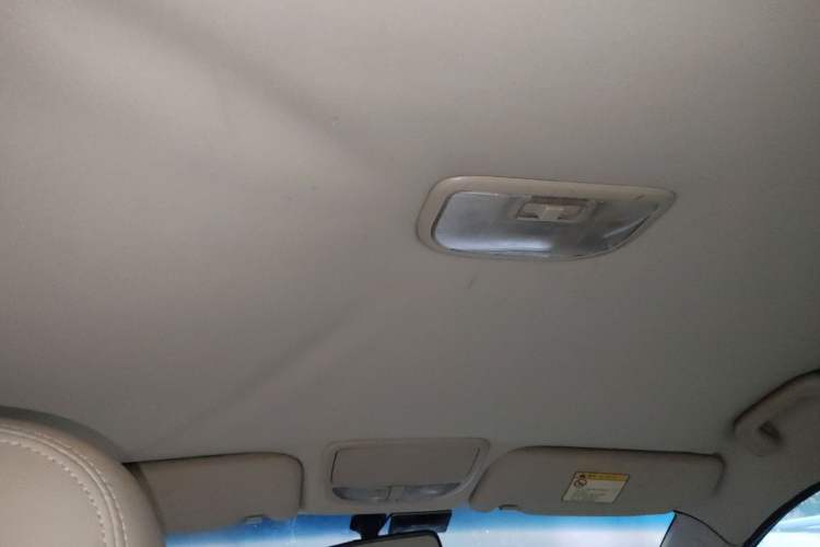 Used Geely Auto Classic Emgrand 2013 Sedan 1.8L Manual Elite Model Headliner